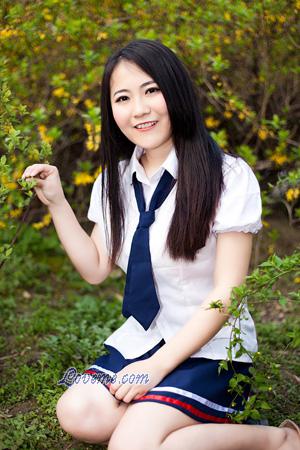 155167 - Huihui Age: 34 - China