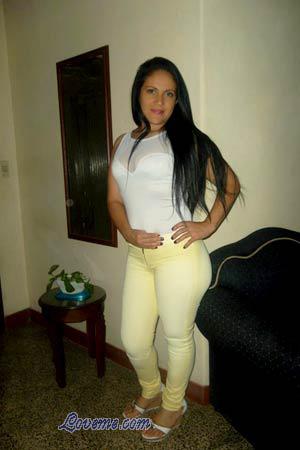 156380 - Nereida Maria Age: 54 - Colombia