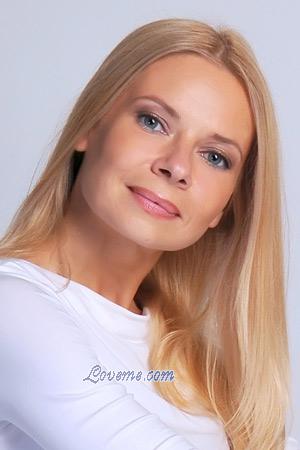 176689 - Julia Age: 51 - United Arab Emirates