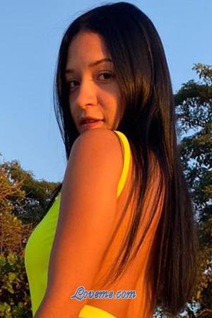 191624 - Jamie Age: 28 - Costa Rica