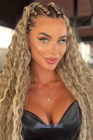 199803 - Elena Age: 27 - Belarus