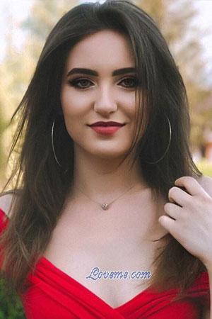 208833 - Lidia Age: 28 - Ukraine