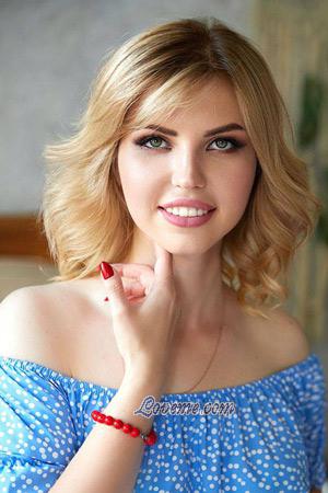 209493 - Anastasia Age: 31 - Ukraine