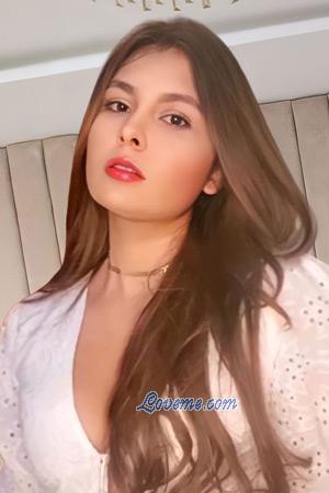 210899 - Julieth Age: 26 - Colombia