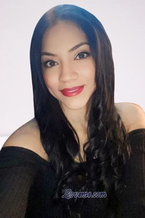 214711 - Diana Age: 32 - Colombia