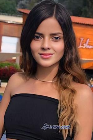 218931 - Laura Age: 21 - Colombia