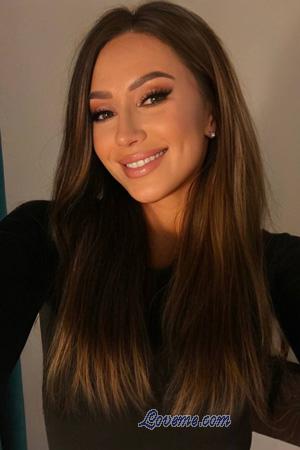 222414 - Valentina Age: 32 - Ukraine