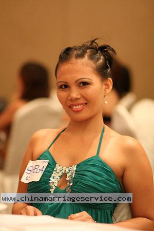 women-of-philippines-024