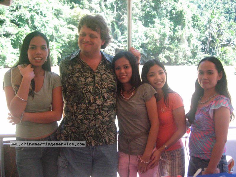 Philippine-Women-1608