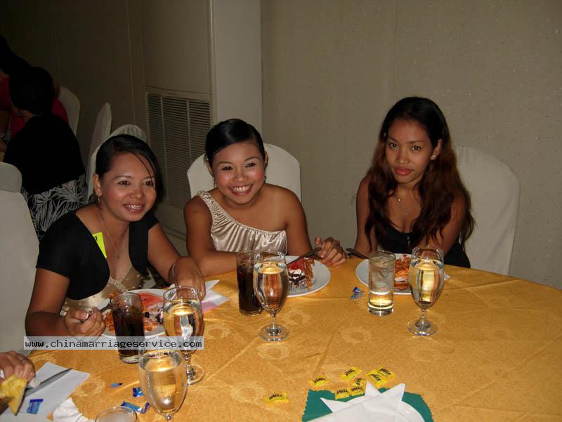 Philippine-Women-9315