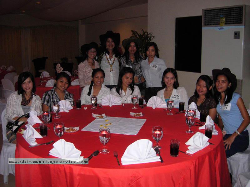 Philippine-Women-8050
