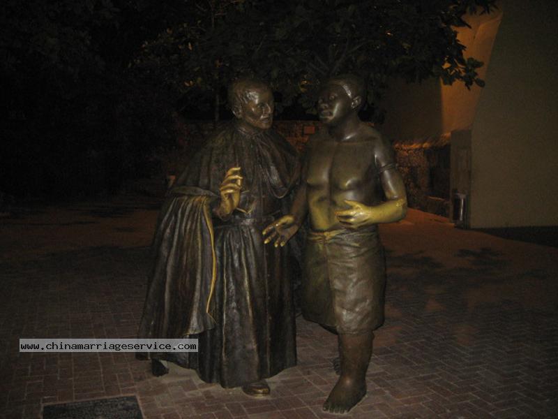 colombian-women-city-tour-18