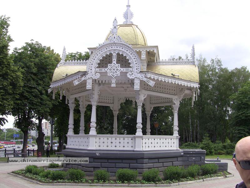 ukraine-women-citytour-4